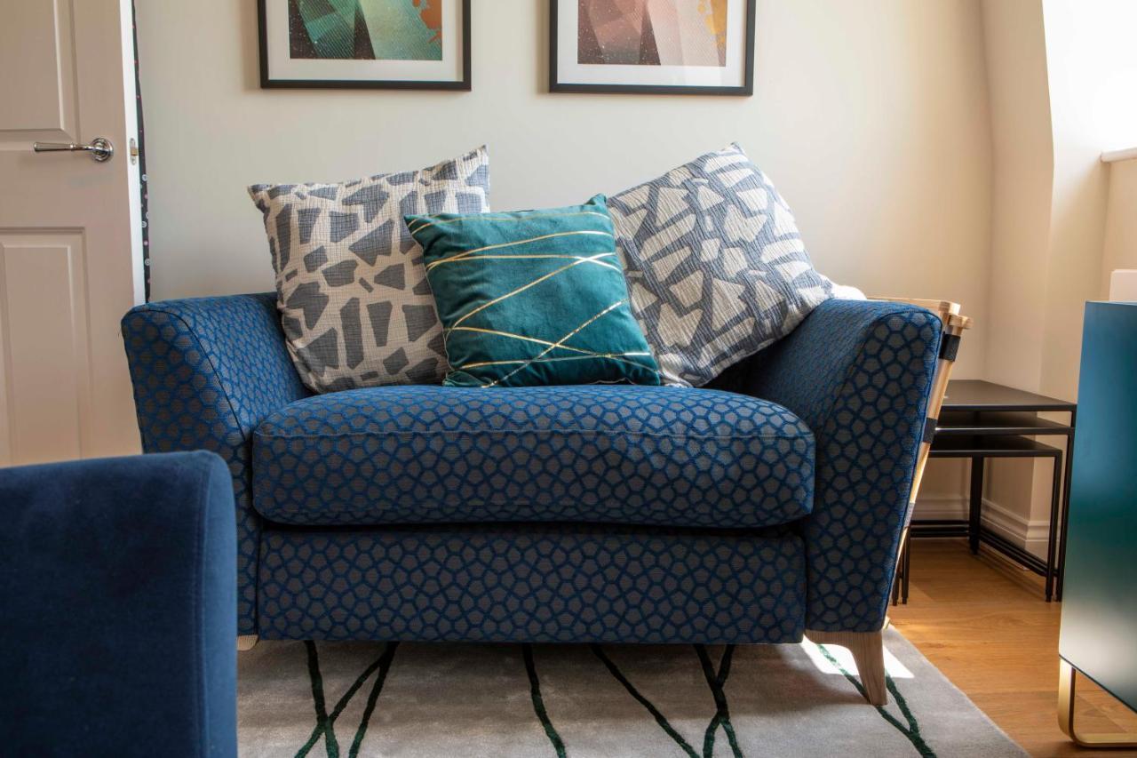 Beautiful, Modern In Hope Place Bath, 1 Bedroom Luxury Centre With Beautiful Views, A Stones Throw From The Royal Crescent In *
